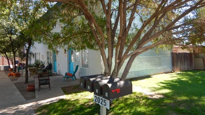 /international/us/2025-s-granada-drive-tempe-az-110108478123/