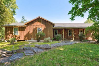 /international/us/32357-state-highway-413-galena-mo-110107799089/