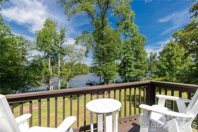 /international/us/2051-great-n-road-winnsboro-sc-110119441734/