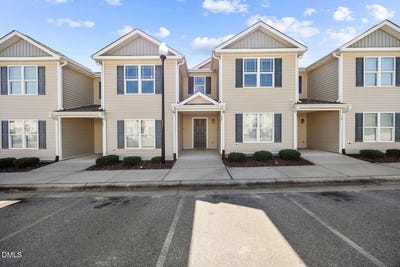 /international/us/22-river-stancil-drive-lillington-nc-110103237098/