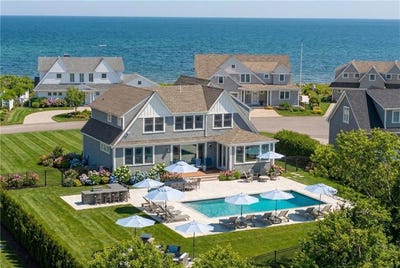 /international/us/1048-ocean-road-narragansett-ri-110108340407/