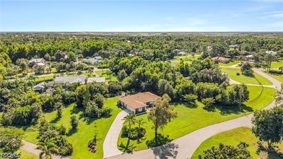 /international/us/15889-shadow-run-court-fort-myers-fl-110120626671/