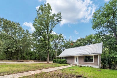 /international/us/14224-daniel-boone-lane-log-cabin-tx-110109469327/