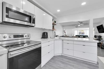 /international/us/2535-sherman-street-hollywood-fl-110106476881/