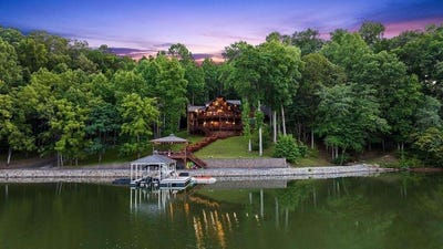 /international/us/119-jasmine-lane-blairsville-ga-110108303311/