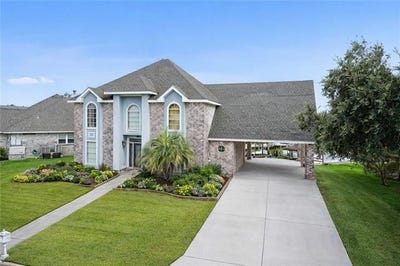 /international/us/305-charles-court-slidell-la-110106923473/