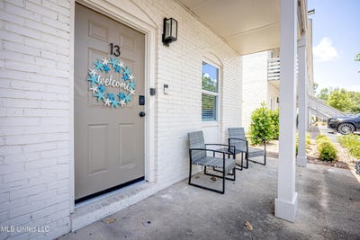 /international/us/114-ethel-circle-ocean-springs-ms-110100374589/