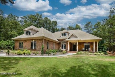 /international/us/66-glasgow-drive-pinehurst-nc-110108471191/