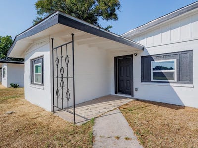 /international/us/2904-4th-street-brownwood-tx-110105001978/