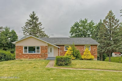 /international/us/35-zelenke-drive-north-greenbush-ny-110100127333/