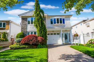 /international/us/102-saxon-avenue-staten-island-ny-110108208948/