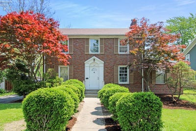 /international/us/325-jefferson-street-port-clinton-oh-110108131431/
