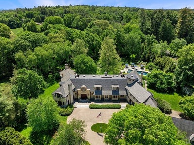 /international/us/15-claridge-drive-weston-ma-110106365003/