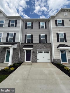 /international/us/9193-edenderry-drive-fredericksburg-va-110108800526/