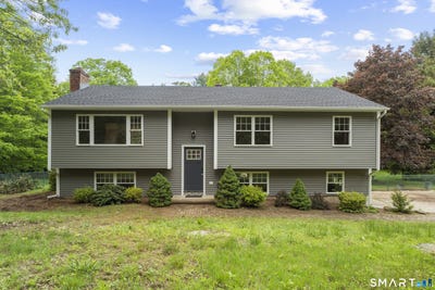 /international/us/831-nut-plains-road-guilford-ct-110108440875/