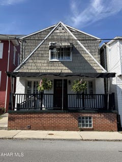 /international/us/327-main-street-gallitzin-pa-110120619643/
