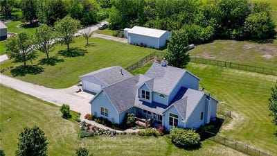 /international/us/540-n-711-road-lawrence-ks-110108107293/