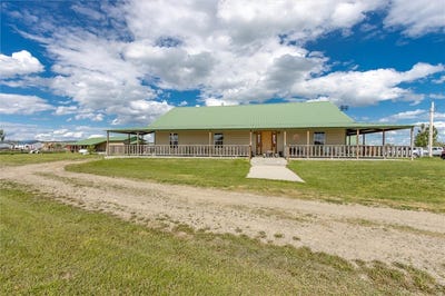 /international/us/2651-n-16th-road-worden-mt-110107833523/