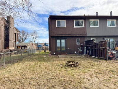 /international/us/535-4th-avenue-nw-west-fargo-nd-110109121237/