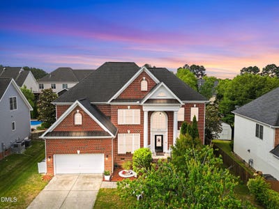 /international/us/6024-jones-farm-road-wake-forest-nc-110108440489/