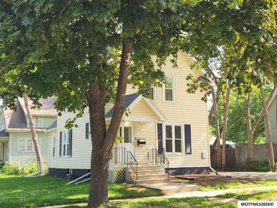 /international/us/326-1st-nw-mason-city-ia-110108473667/