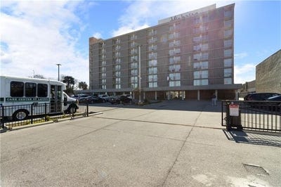 /international/us/6324-chef-menteur-highway-new-orleans-la-110105195914/