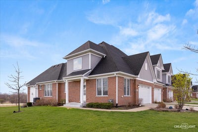 /international/us/17029-clover-drive-orland-park-il-110107228370/