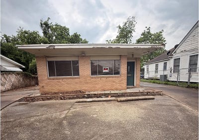 /international/us/2443-north-beaumont-tx-110107725103/