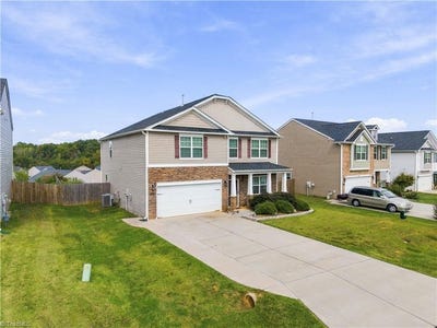 /international/us/6563-bellawood-drive-trinity-nc-110120459317/
