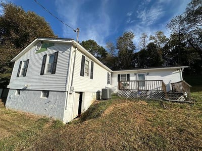 /international/us/117-lacy-lane-fairdale-wv-110102285587/