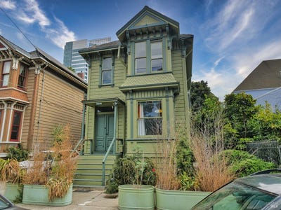 /international/us/1014-castro-street-oakland-ca-110108199498/