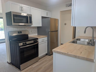 /international/us/260-westview-drive-west-saint-paul-mn-110108886855/