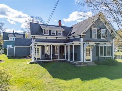 /international/us/41-brookline-st-townsend-ma-110107983592/