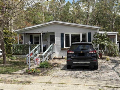 /international/us/21-hickory-ln-mays-landing-nj-110107825137/