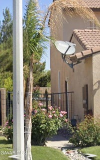 /international/us/4783-spur-ave-lancaster-ca-110108364591/