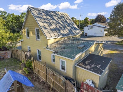 /international/us/3-redington-street-waterville-me-110110329590/