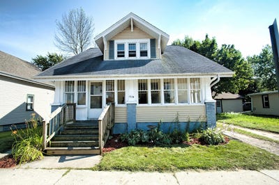 /international/us/1519-22nd-street-two-rivers-wi-110101235551/?lang=zh-tw