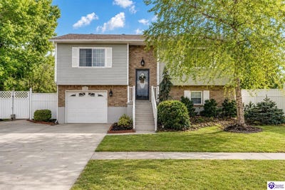 /international/us/135-meadowlake-drive-radcliff-ky-110108058922/