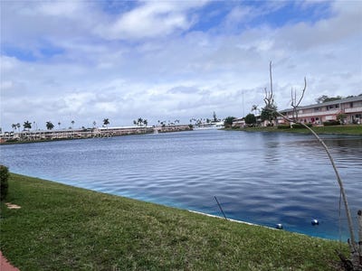 /international/us/1012-sw-11th-st-hallandale-beach-fl-110107027620/