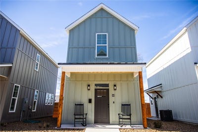 /international/us/658-w-price-avenue-springdale-ar-110106355010/