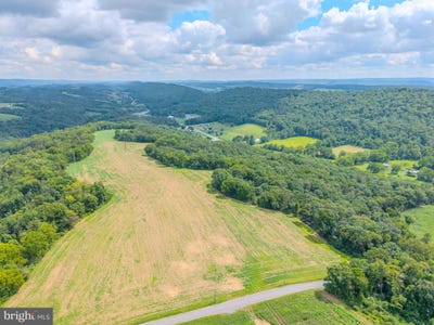 /international/us/carls-hill-road-herndon-pa-110119960716/
