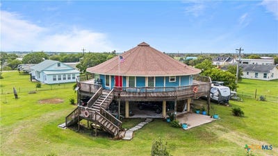 /international/us/1504-w-saint-louis-avenue-seadrift-tx-110096977333/?lang=en