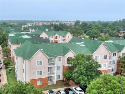 /international/us/2200-classen-norman-ok-110108235207/