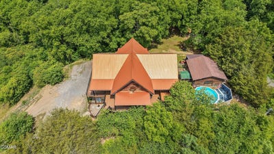 /international/us/320-cherry-hill-way-newport-tn-110108147626/