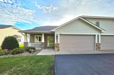 /international/us/438-cassandra-drive-new-richmond-wi-110119967194/