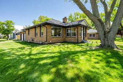 /international/us/1503-langley-avenue-st-joseph-mi-110108438983/