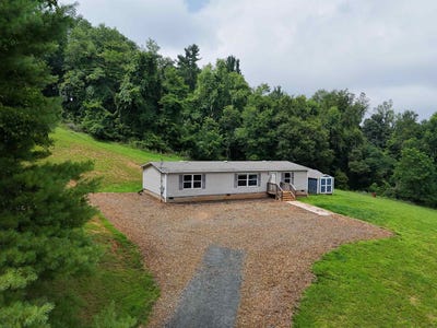 /international/us/3767-franklin-pike-se-floyd-va-110107242709/