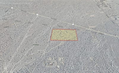 /international/us/fort-tejon-road-llano-ca-110107543929/
