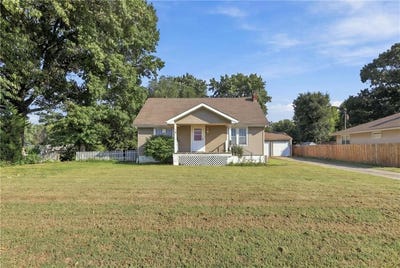 /international/us/219-w-4th-street-tonganoxie-ks-110110221173/