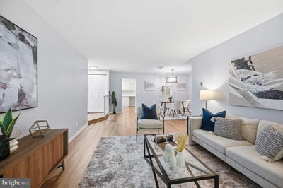 /international/us/5928-cove-landing-road-burke-va-110109804861/